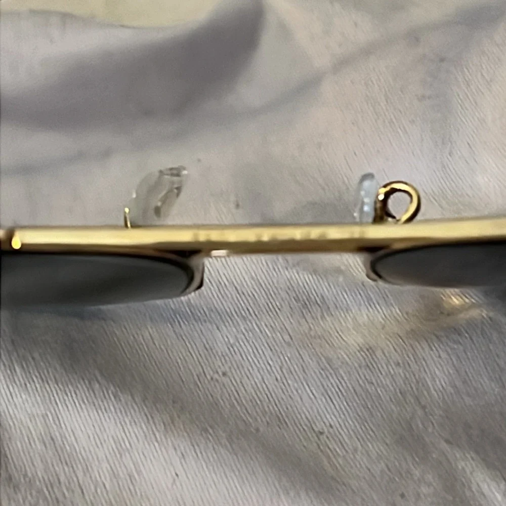 Vintage Ray Ban Aviator sunglasses Bausch & Lomb